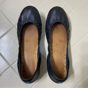 Matte black Tieks